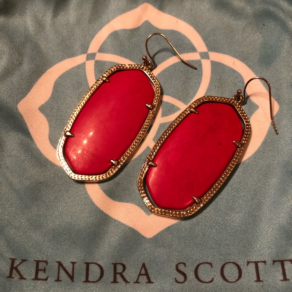 Kendra Scott Danielle Statement Earrings